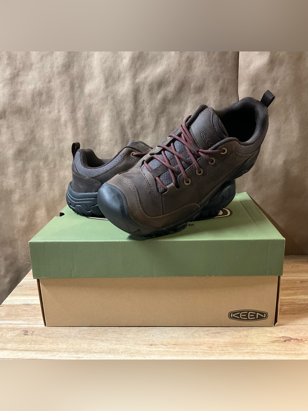New Men’s Keen Targhee III Oxford Hiking Shoes Sneakers Dark Earth Mulch 1022513
